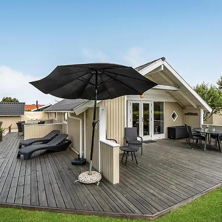 3 Bedroom Awesome In Hemmet